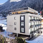 Alpenkönigin - Alpine Luxury - Sommer Silvretta Premium Card Inklusive See