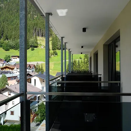 Alpenkoenigin - Alpine Luxury 4* ゼー