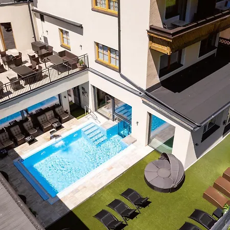 Alpenkoenigin - Alpine Luxury 시