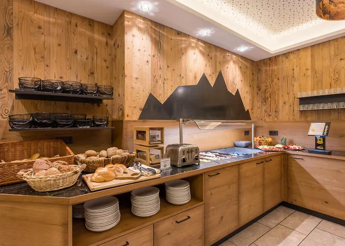 Alpenkoenigin - Alpine Luxury Hotel 4*