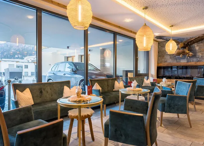 Hotel Alpenkoenigin - Alpine Luxury