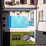 מלון Alpenkoenigin - Alpine Luxury 4*