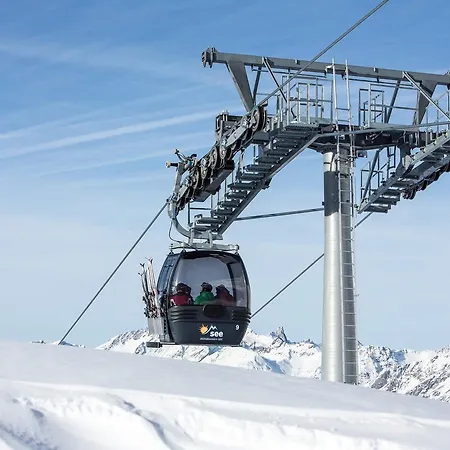 Alpenkoenigin - Sommer Silvretta Premium Card Inklusive 4* See