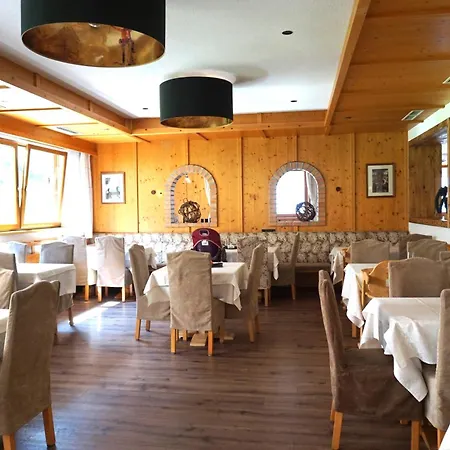 Alpenkoenigin - Alpine Luxury See