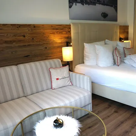 Hotel Alpenkoenigin - Alpine Luxury